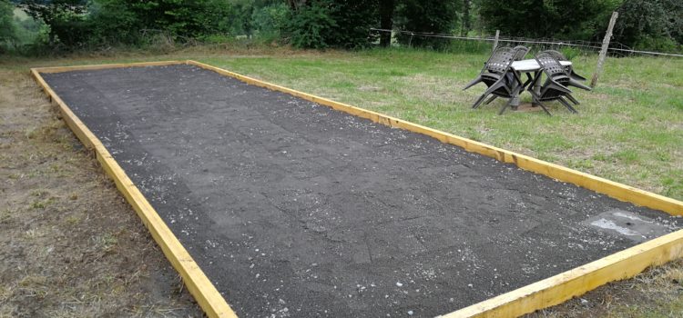 Un terrain de pétanque pour vous